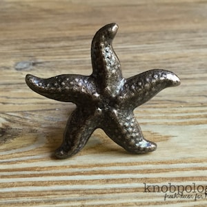 Large Antique Bronze Beach Starfish Knob - Oil Rubbed Bronze Sea Star Drawer Pull - Beach Theme - Nautical Nursery decor