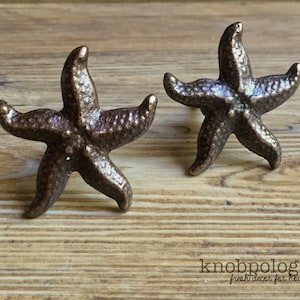 SET OF 2 - Large Antique Bronze Beach Starfish Knobs - Oil Rubbed Bronze Sea Star Drawer Pull - Beach Theme - Nautical Nursery decor