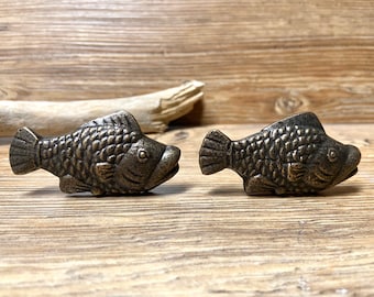 SET OF 2 Bronze Big Lip Fish Knobs - Drawer Pull - Beach Theme - Nautical Nursery decor