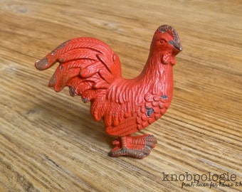 Barn Red Rooster Metal Knob - Farm Animal Drawer Pull - Nursery Decor - Country Kitchen Cabinet Decor - Decorative Knob