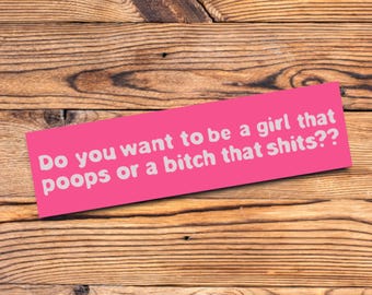 Grappige bumpersticker voor auto met grove humor en absurde geestige meme-vibes losgeslagen rare sticker perfect cadeau voor vrienden die van donkere komedie houden