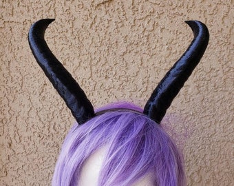 Mountain Goat horns Krampus horns on headband  lightweight cosplay horned headband long and thin Photo prop horns Furry addition bone dragon