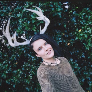 Astas de ciervo grandes impresas en 3D: Cuernos ligeros para cosplay