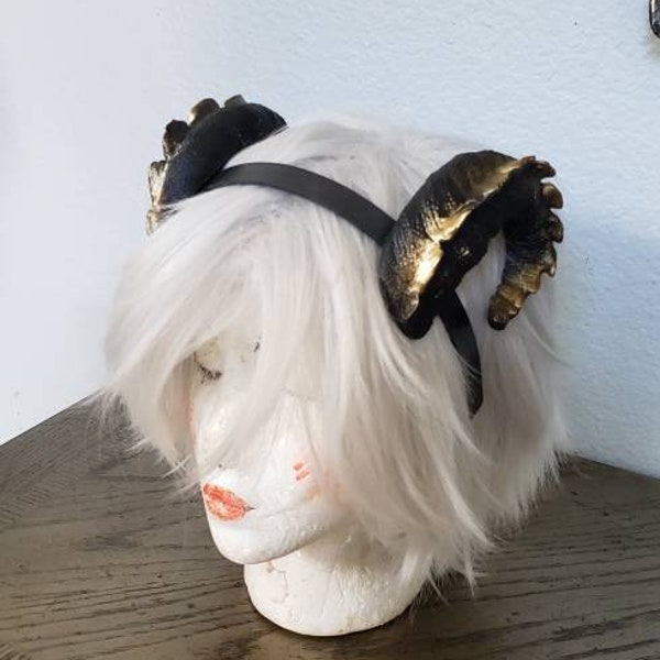 NOUVELLE ARRIVÉE Petit Snap Dragon curled ram cornes horned headband 3D imprimé cosplay comicon fantasy fursuit cornes wow bouclés cornes de mouton noir