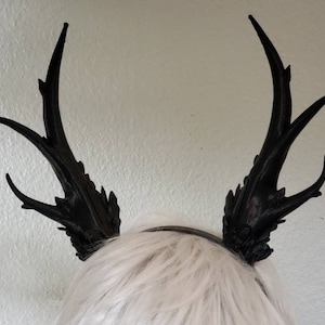 NEW ARRIVAL! Fantasy antlers/ Deer Antlers cosplay(Ultra Light Weight Plastic) Reindeer Antlers winter horns branch elven horned headband