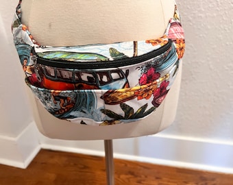 He' enalu fanny pack