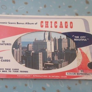 Rare Vintage Travel Souvenir 20 Plastichrome Scenic Beautiful Chicago Post Card Album Booklet.  **FREE Shipping**