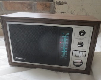 レアTOSHIBA SOLID RADIO◆デジタル レトロ◆カルテル◆パントン◆スペースエイジ◆グッドデザイン◆Kartell◆昭和 レトロ◆万年カレンダー Toshiba Radio in Vintage Radios for sale | eBay UK