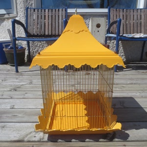Vintage 1970's Plastic and Brass Mid Century Chic Pagoda Roof Retro Old School Nostalgic Bird Cage.  **FREE Shipping**