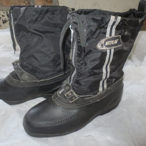 Vintage Old School Retro Classic Arctic Cat Snowmobile Winter Insulated Wool Felt Inner Boot - Size 12 Men's.  **FREE Shipping**