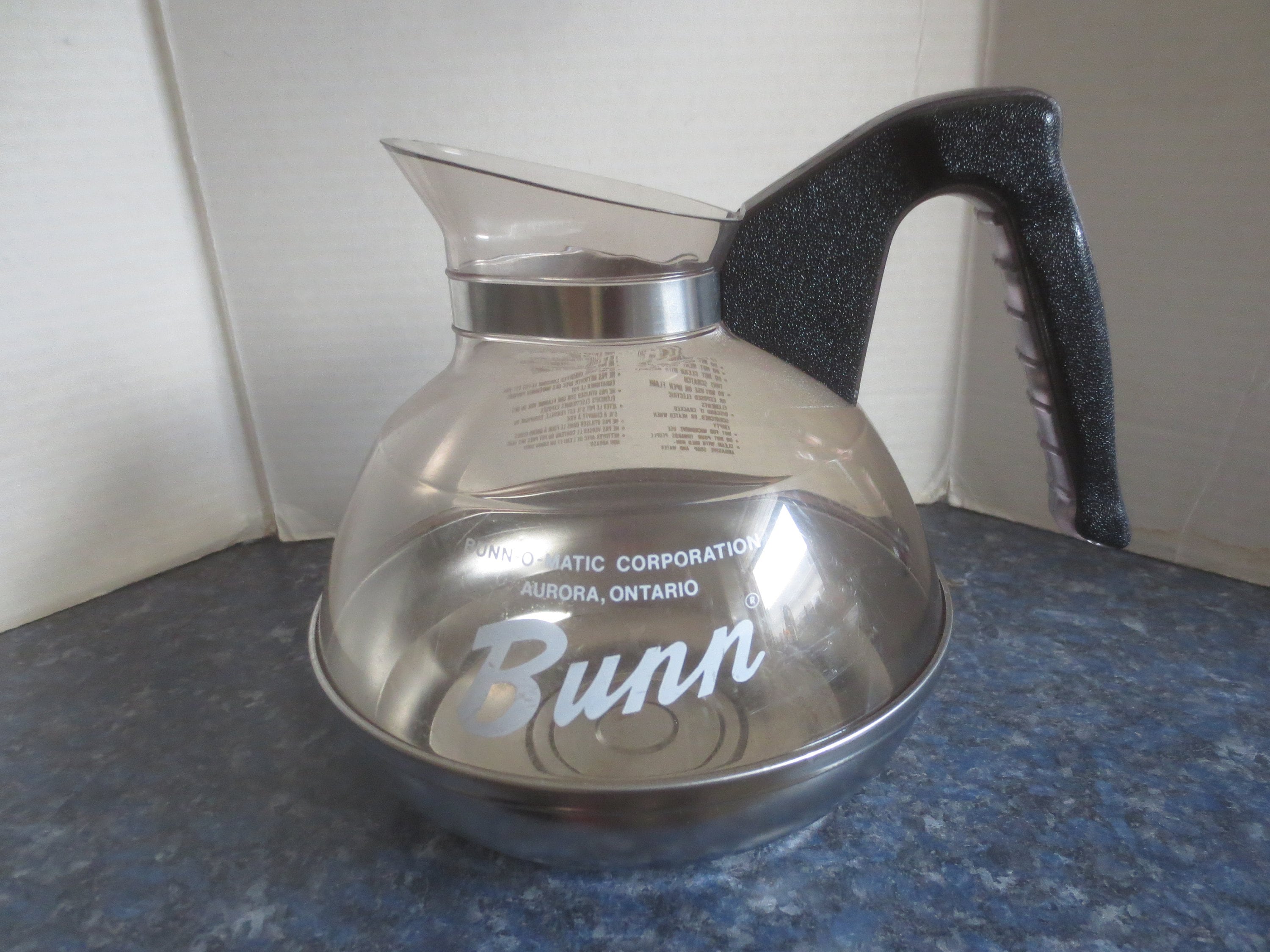 Vintage Retro Bunn-O-Matic Commercial Coffee Pot Coffee Pourer Easy Pour Decanter Commerical Restaurant Ware.  **FREE Shipping**