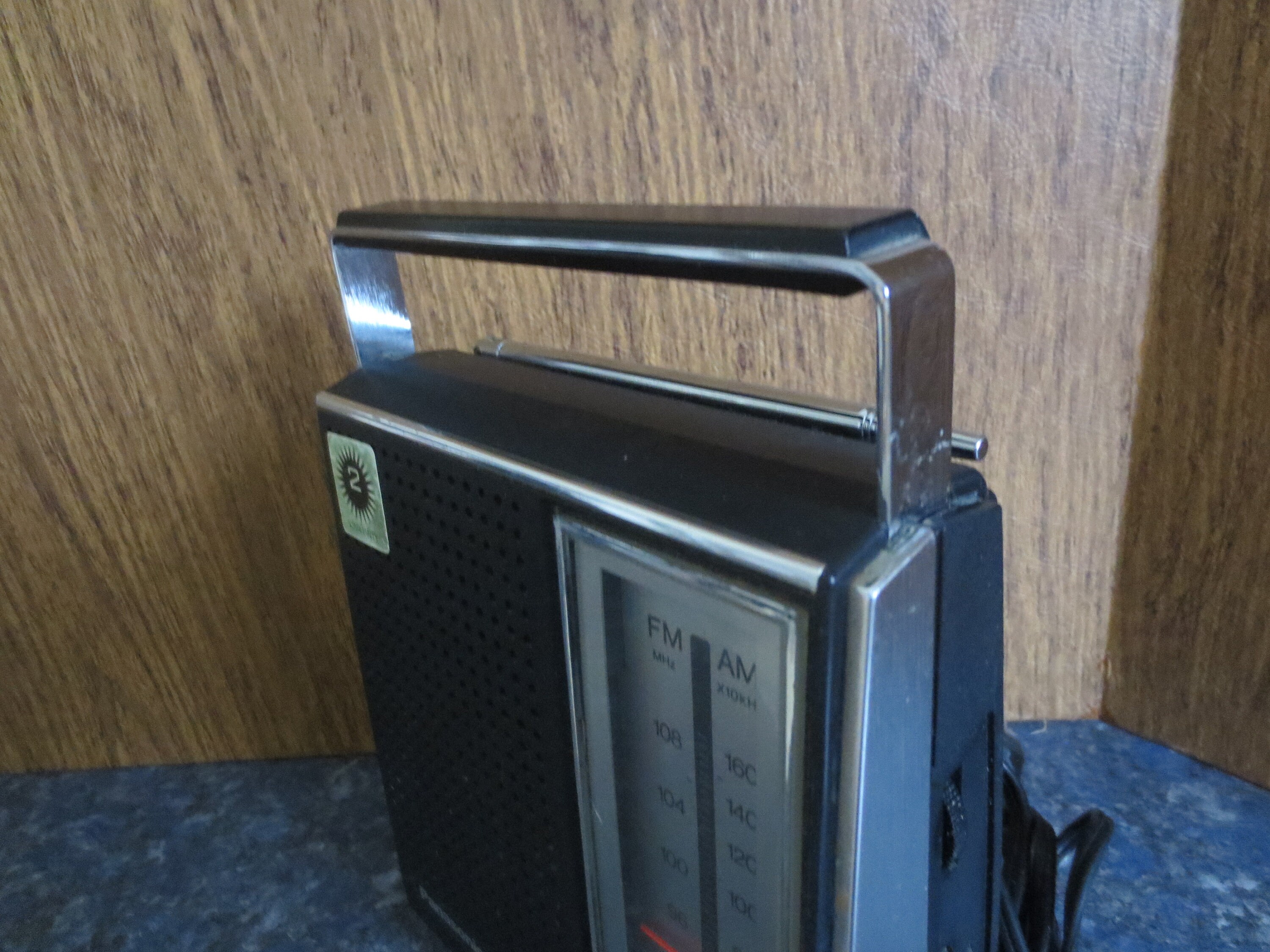 Panasonic - リオン Vintage 1973 Old School Retro Panasonic AM/FM Portable