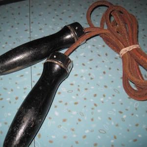 Rare Hard to Find Vintage Weider Exercise Skipping Rope with Leather Rope and Wooden Handles.  **FREE Shipping**
