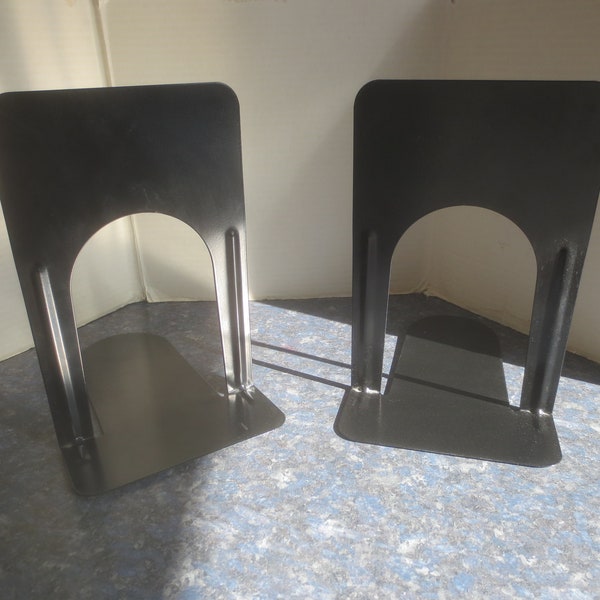 Vintage Mid Century Modern Black Metal Tall Bookends from the Hunt Mfg Co. Made in The USA.  **FREE Shipping**