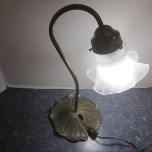Lily Goose Neck Lamp - Etsy