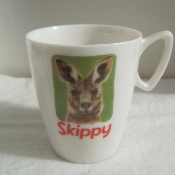 Vintage Skippy the Bush Kangaroo Bessemer Melmac Melamine Cup