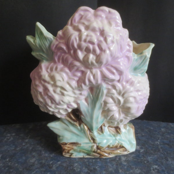 Vintage Mid Century Genuine McCoy Art Pottery Chrysanthemum Lavender Flower Vase.  **FREE Shipping**