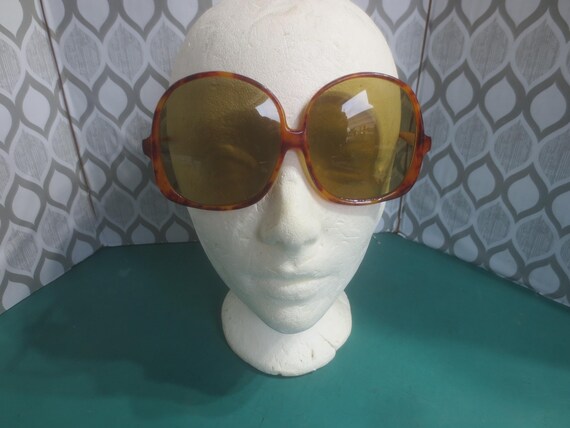 thumbnail image 2 of SPEXX Eyewear Oversized Gold Frame Clear Lens Retro Sunglasses UV400 Unisex 2 of 5