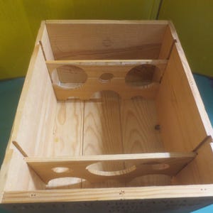 Vintage 1997 Wooden Chateau Trotanoy 6 Bottle Wine Crate Box.   **FREE Shipping**