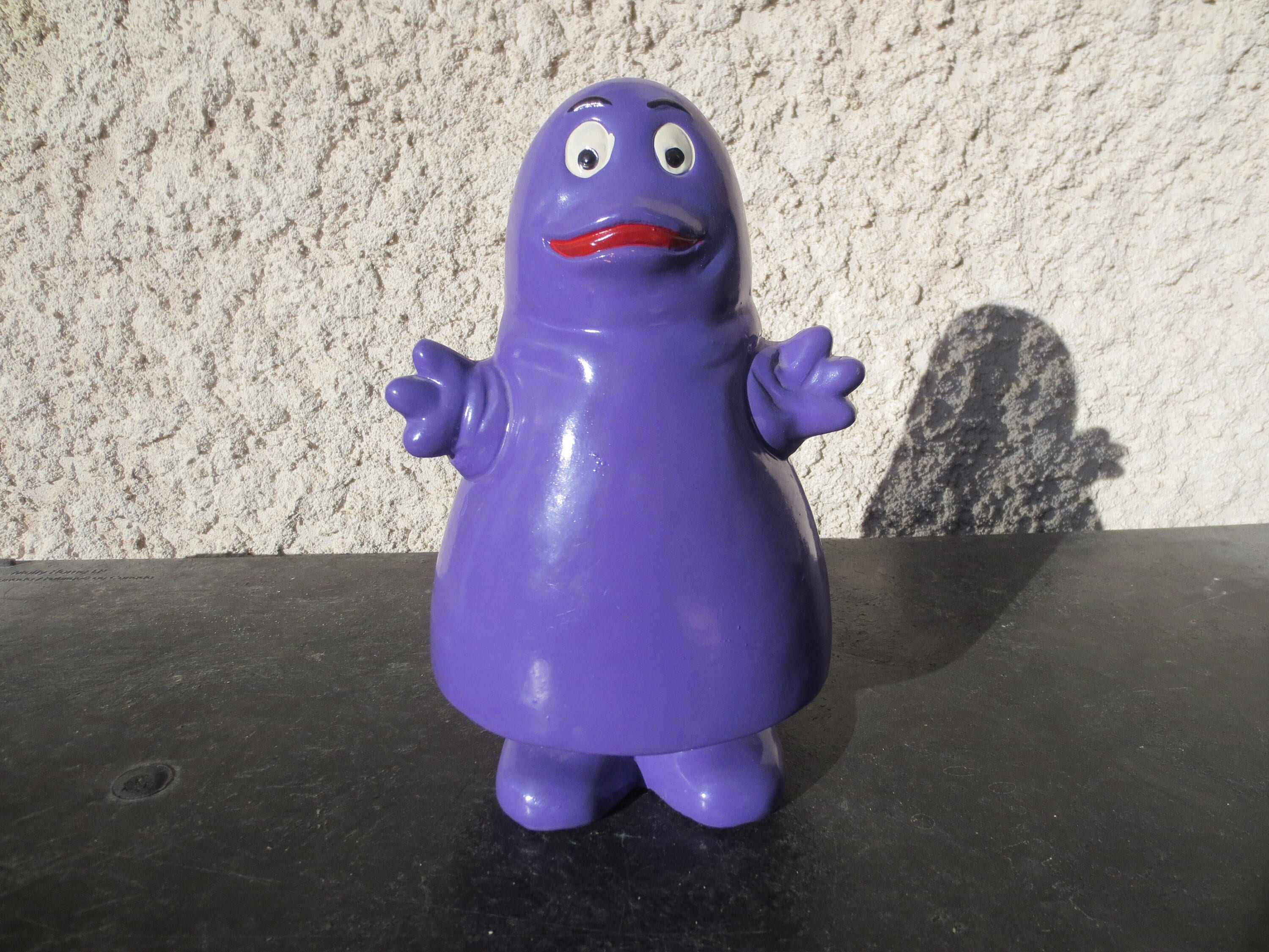 1985 Mcdonald's Corporation Grimace Ceramic Purple Coin Bank