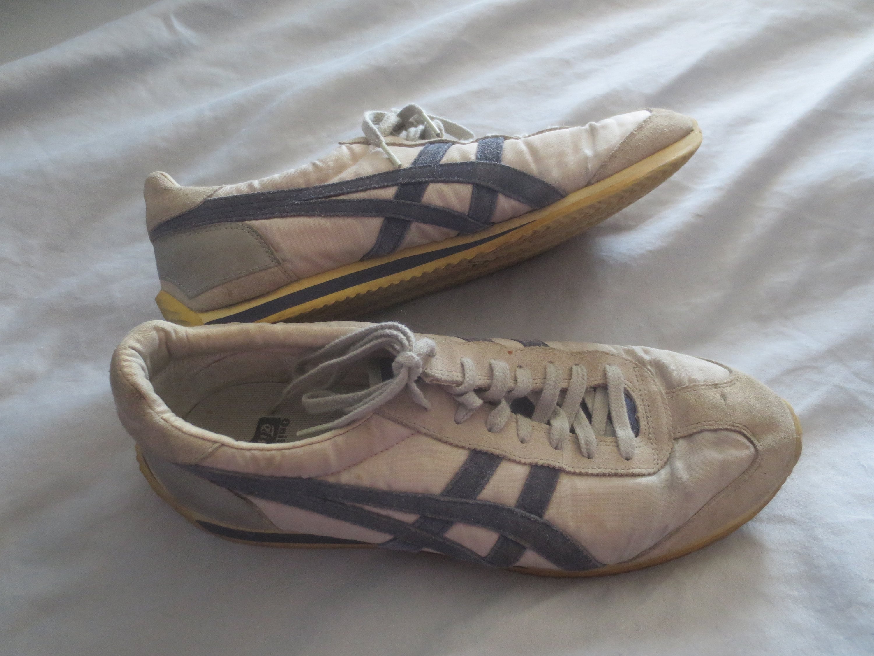 Genuine Original Vintage Retro Old School 1980's Asics Genuine Original Vintage Retro Old School 1980's Asics