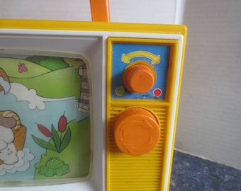 Vintage 1987 Fisher Price TV Music Box Nursery Rhymes London