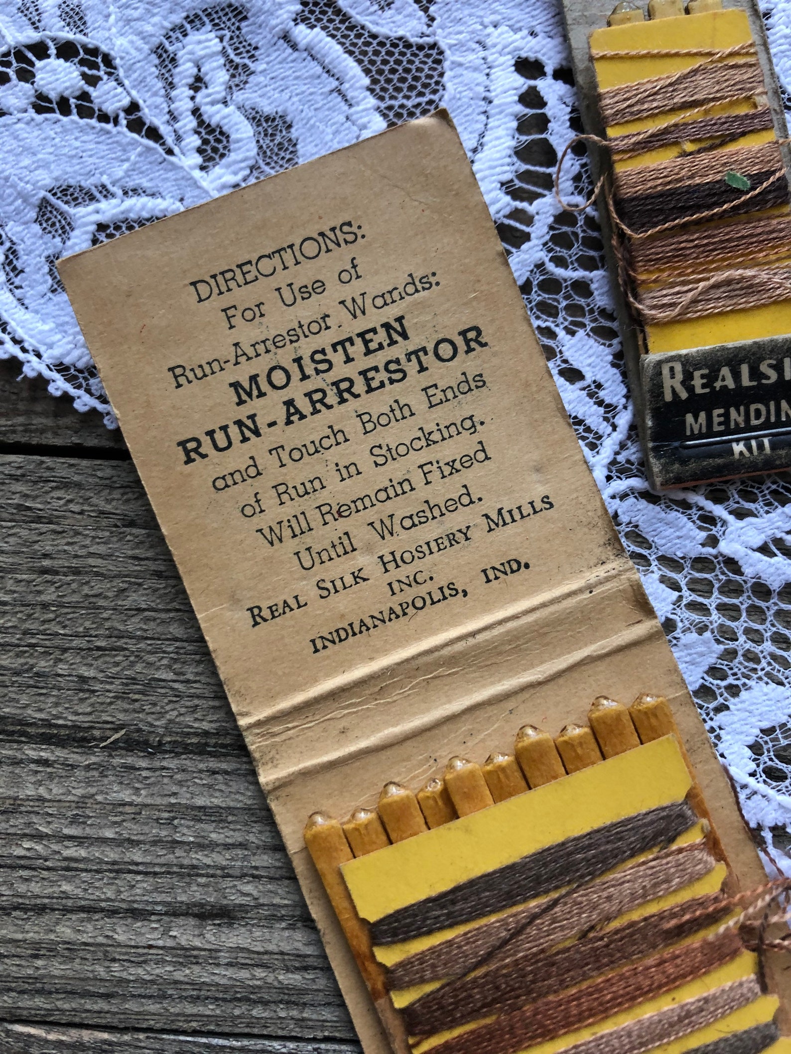 Vintage silk hosiery mending kit lote / matchbook mending kit Etsy