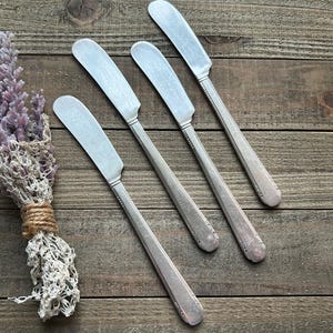 Antique Silver Plate “Tudor Plate” Spreaders / Antique Flatware / Vintage Butter Knife Monogram “A”