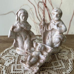 Vintage Holy Family Nativity Scene / Miniature Pottery Crèche / Baby Jesus