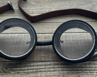 Antique Bakelite Safety Goggles  / Steampunk Glasses / Costume Eyewear