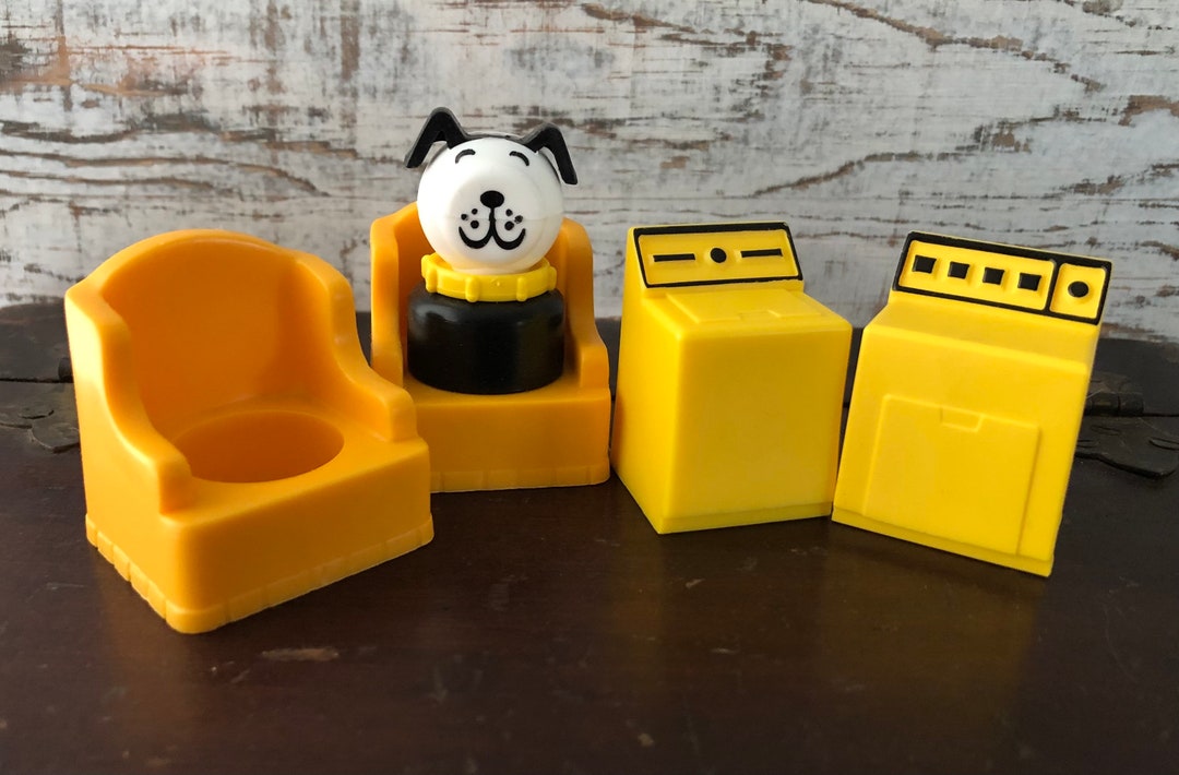 Vintage Fisher Price Little People / 1970s Fisher Price House