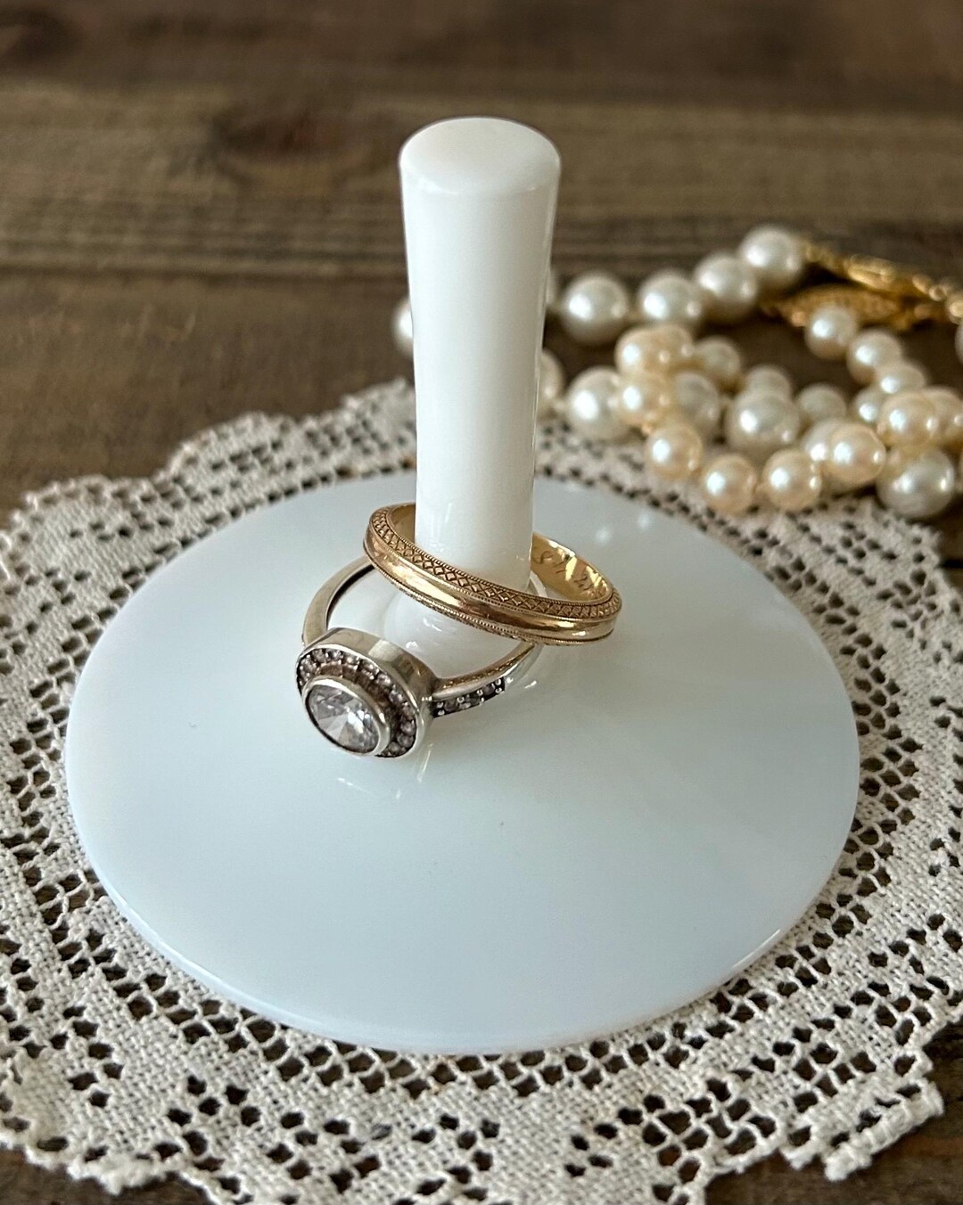Vintage Art Deco Stlye Milk Glass Ring Tree / Vintage Ring Holder - Etsy