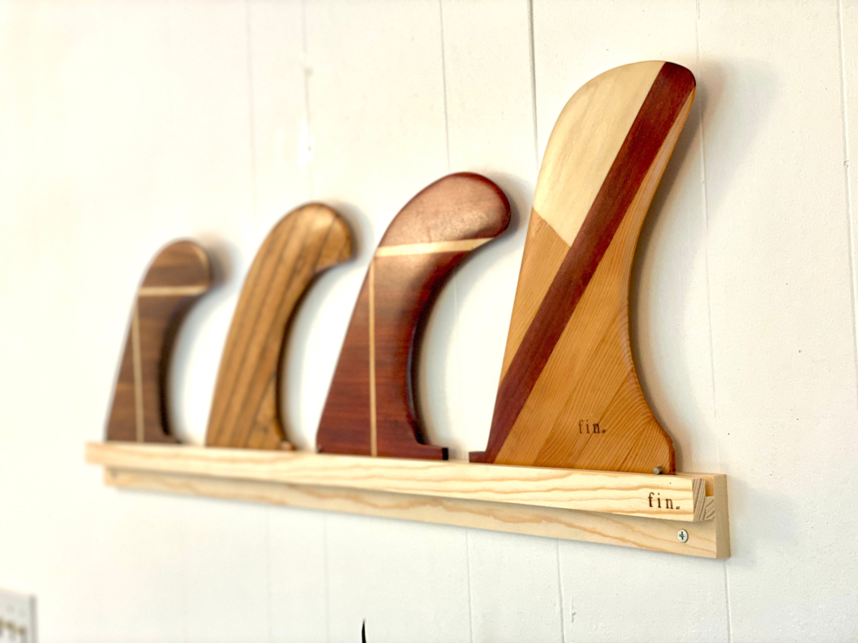 Surfboard Fin Display Rack 4 fin wall mount
