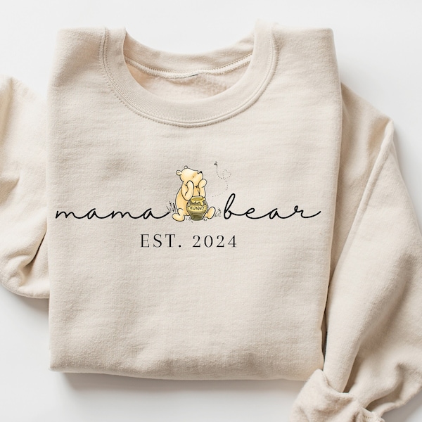 Mama Est Sweatshirt gepersonaliseerde Mama Bear Winnie de Poeh T-shirt Mama Bear cadeau voor moeder aangepaste Mama shirt cadeau Poeh Mama Bear shirt