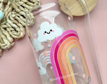 Vaso de vidrio con nubes y arcoíris / Vaso de vidrio primaveral / Vaso para café helado / Bonita taza de café / Regalos para ella