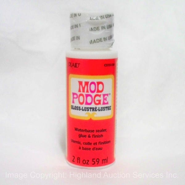 Mod Podge Spray Acrylic Sealer Glossy 2-Pack, Clear Coating Matte Paint  Sealer Spray, Spray Can Sprayer Handle