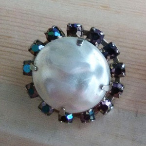 Vintage Rhinestone and Faux Pearl Clip On Earrings, Clip On Earrings with Rhinestones and a large faux Pearl, Mid-century Clip-on Earrings