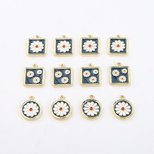10PCS Daisy Enamel Charms,Alloy Charm Pendant, Flower Charms,Floral Charms, Necklace Charm, Earring Charms, Jewelry Charms