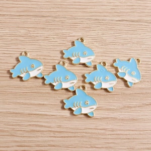 10PCS Cartoon cute shark Enamel Charms,DIY handmade dripping oil Pendant,Tiny Charm,Jewelry Charms for Earring Necklace Making