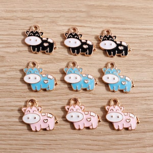 10 STKS Cartoon koe emaille bedels, legering druppelen olie bedel hanger, kleine creatieve charme, ambachtelijke benodigdheden, sieraden bedels voor het maken van oorbellen ketting maken