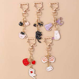Keychain Supplies, KeyChain Keyring with Chain jump rings,Key Chain Making,Cartoon cats Keychain,Cat's paw Keyring Backpack Accessory