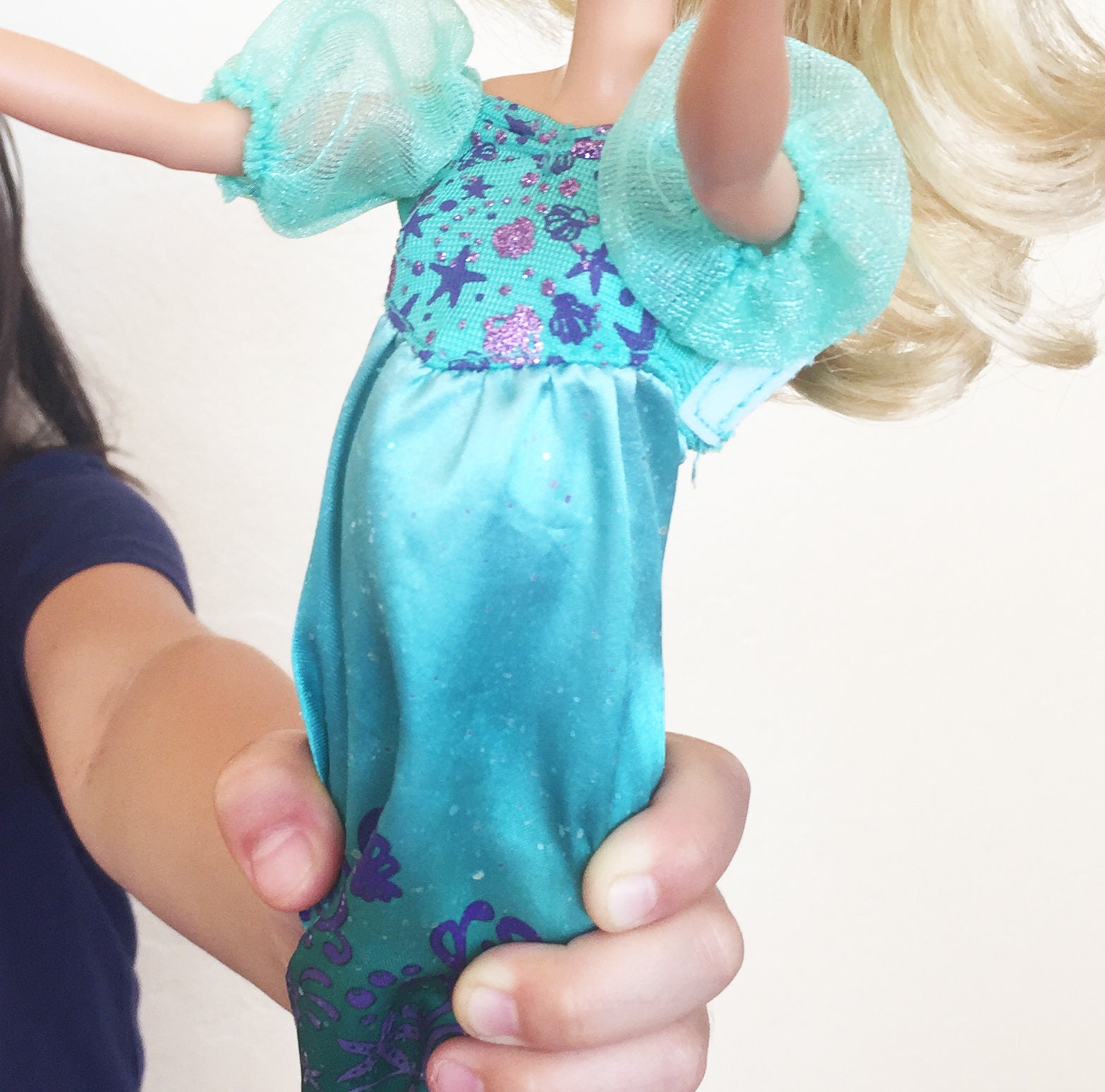 Como Fazer Barriga de Grávida na Barbie com Play-Doh Barbie Doll