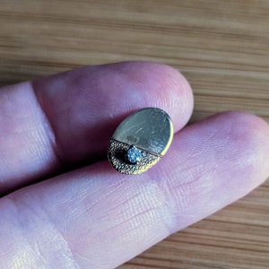 14K Gold Oval Tie Tack With Diamond Inlay