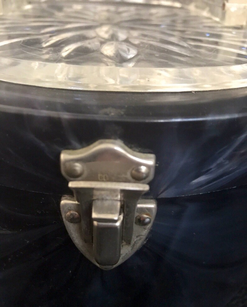 Nickel Clasp Great Condition 1940s Vintage Lucite Purse by Rialto Gunmetal Grey Marbled Round Body with Clear Carved Lucite Top /& Handle