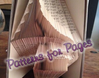 Book folding pattern for a VINTAGE GRAMOPHONE