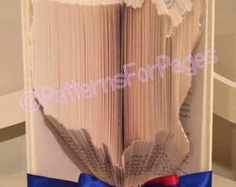 Book folding pattern for a USA MAP