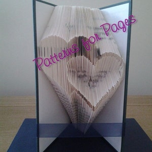 Book folding pattern for 2 HEARTS