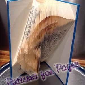 Book folding pattern for a HAND WRITING with QUILL pen image 1