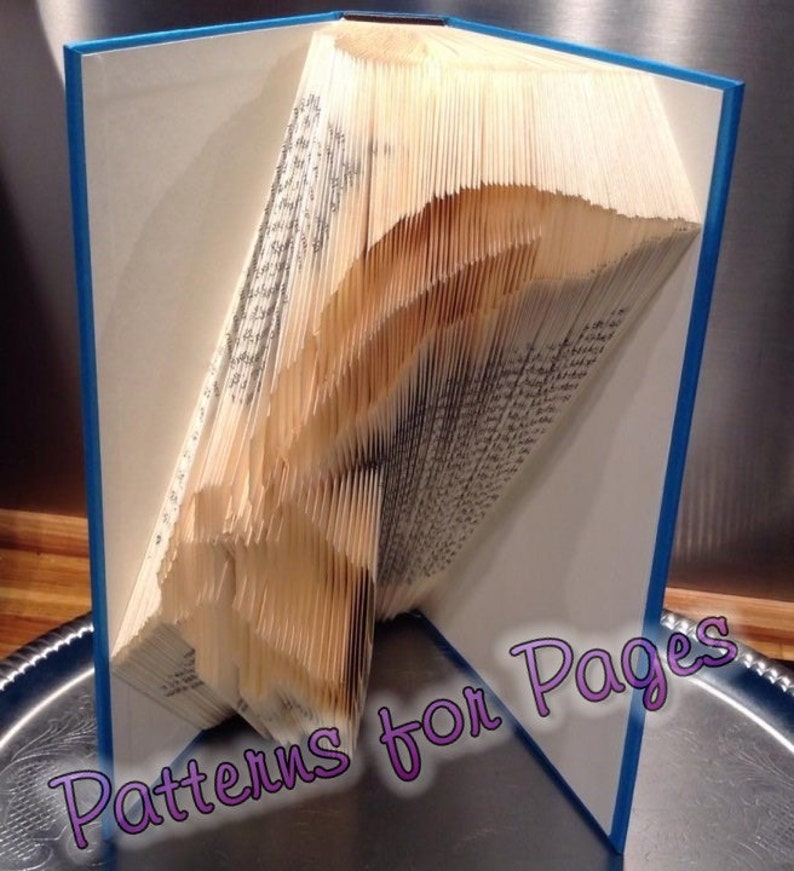 Book folding pattern for a HAND WRITING with QUILL pen image 1