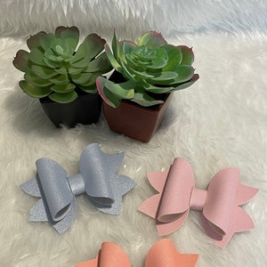 Faux Leather Hair Bow•Accessories-3.5in•Girl Headwear•Solid Color Hair Bow•Hair Clips•Alligator Clip•Pigtail Bows-Girl Gift•Vegan Leather